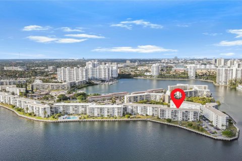 Купить кондоминиум в Авентура, Флорида 1 спальня, 71.35м2, № 2022159 - фото 6