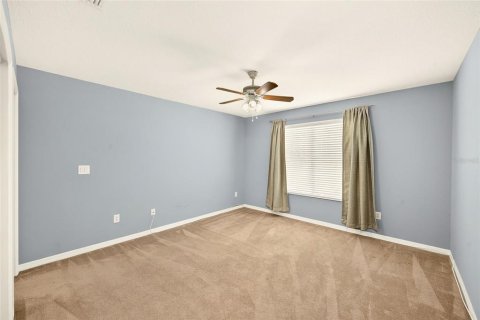 House in Lutz, Florida 4 bedrooms, 305.18 sq.m. № 2199754 - photo 25