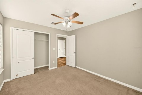 House in Lutz, Florida 4 bedrooms, 305.18 sq.m. № 2199754 - photo 29