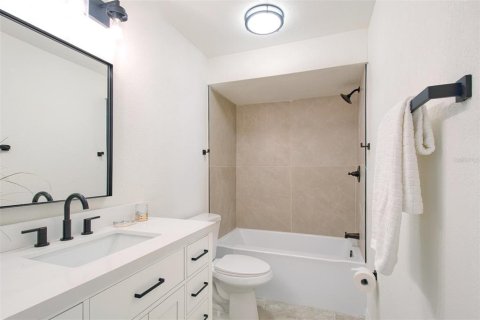 Casa en venta en Sorrento, Florida, 3 dormitorios, 132.76 m2 № 1826902 - foto 21