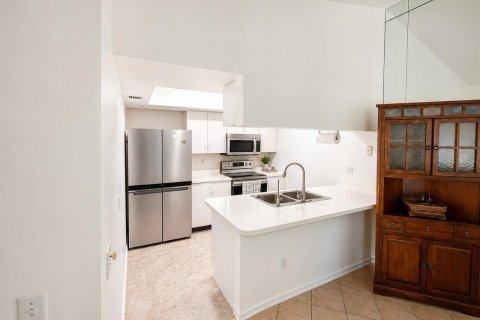 Copropriété à louer à Hypoluxo, Floride: 2 chambres, 71.35 m2 № 2247973 - photo 10