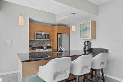 Copropriété à louer à Sarasota, Floride: 1 chambre, 65.5 m2 № 2114125 - photo 6