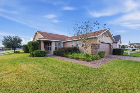 House in OCALA PRESERVE in Ocala, Florida 2 bedrooms, 154.78 sq.m. № 2118475