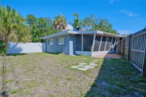 Commercial property in Sarasota, Florida 4 bedrooms, 155.98 sq.m. № 2149634 - photo 28