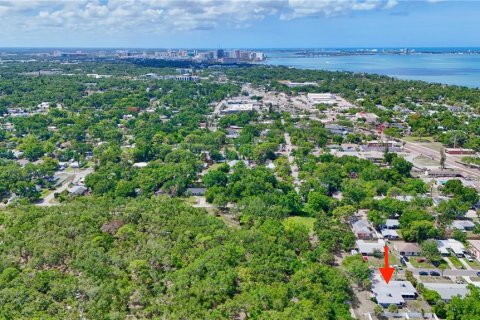 Commercial property in Sarasota, Florida 4 bedrooms, 155.98 sq.m. № 2149634 - photo 8
