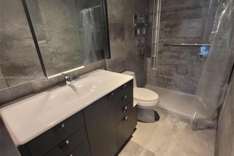 Copropriété à louer à Miami, Floride: 2 chambres, 115.2 m2 № 1966346 - photo 12