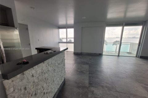 Copropriété à louer à Miami, Floride: 2 chambres, 115.2 m2 № 1966346 - photo 19