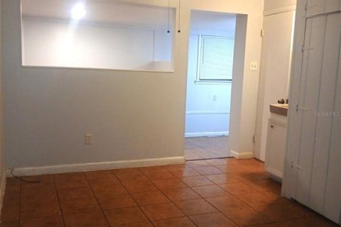 Villa ou maison à louer à Saint Petersburg, Floride: 3 chambres, 98.29 m2 № 2416524 - photo 22