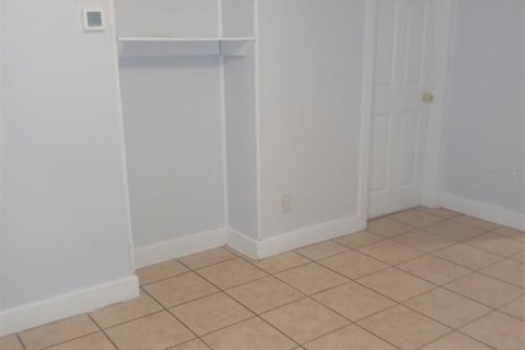 Villa ou maison à louer à Saint Petersburg, Floride: 3 chambres, 98.29 m2 № 2416524 - photo 6