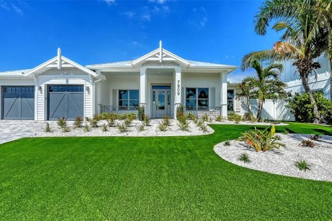 House in Bradenton, Florida 4 bedrooms, 228.63 sq.m. № 1656640 - photo 1