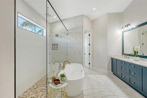 House in Bradenton, Florida 4 bedrooms, 228.63 sq.m. № 1656640 - photo 26