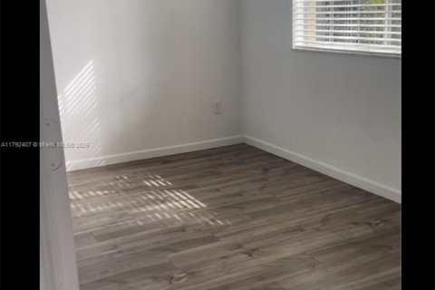 Condo in Riviera Beach, Florida, 2 bedrooms  № 1743946 - photo 2