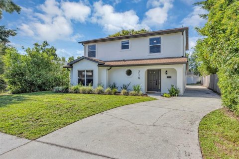 House in Orlando, Florida 4 bedrooms, 187.01 sq.m. № 1745025 - photo 3