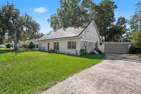 House in Tampa, Florida 4 bedrooms, 167.6 sq.m. № 2431675 - photo 4