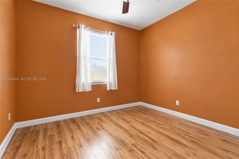Touwnhouse à vendre à Homestead, Floride: 4 chambres, 161.28 m2 № 2407899 - photo 25