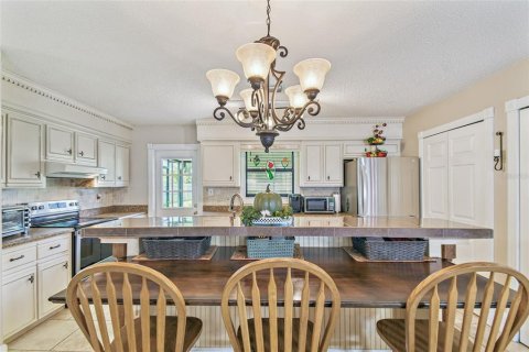 House in Titusville, Florida 3 bedrooms, 137.87 sq.m. № 1883920 - photo 19