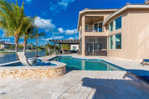 Купить виллу или дом в Мирамар, Флорида 5 спален, 349.87м2, № 2040652 - фото 5