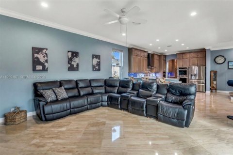 Купить виллу или дом в Мирамар, Флорида 5 спален, 349.87м2, № 2040652 - фото 18