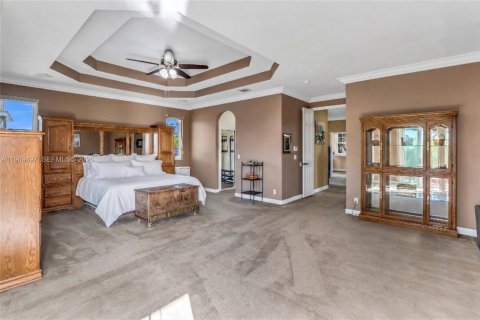 Купить виллу или дом в Мирамар, Флорида 5 спален, 349.87м2, № 2040652 - фото 27