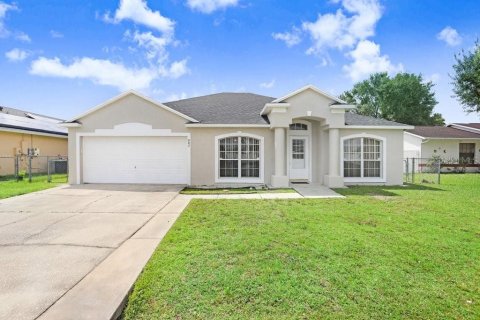 House in Kissimmee, Florida 3 bedrooms, 166.11 sq.m. № 1870631 - photo 1