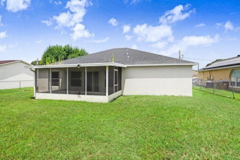 House in Kissimmee, Florida 3 bedrooms, 166.11 sq.m. № 1870631 - photo 25