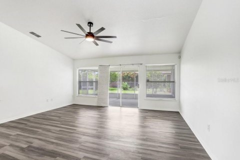 House in Kissimmee, Florida 3 bedrooms, 166.11 sq.m. № 1870631 - photo 15