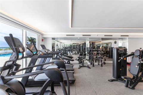 Снять в аренду кондоминиум в Майами-Бич, Флорида 1 спальня, 60.76м2, № 1958064 - фото 24