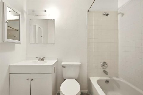 Appartement à louer à Orlando, Floride: 2 chambres, 97.55 m2 № 2378946 - photo 22