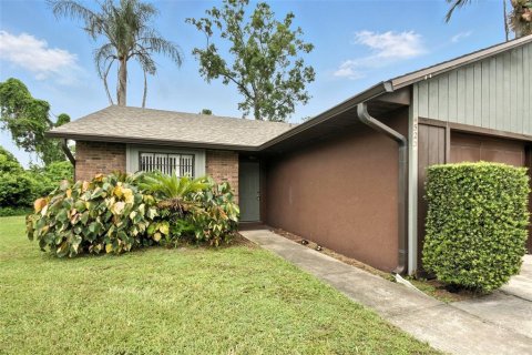 Appartement à louer à Orlando, Floride: 2 chambres, 97.55 m2 № 2378946 - photo 2