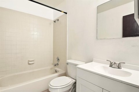 Appartement à louer à Orlando, Floride: 2 chambres, 97.55 m2 № 2378946 - photo 19