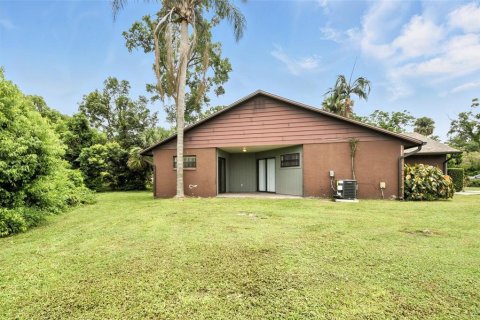 Appartement à louer à Orlando, Floride: 2 chambres, 97.55 m2 № 2378946 - photo 25