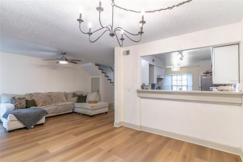 Touwnhouse à vendre à Orlando, Floride: 2 chambres, 110.55 m2 № 1910832 - photo 13