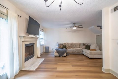 Touwnhouse à vendre à Orlando, Floride: 2 chambres, 110.55 m2 № 1910832 - photo 14