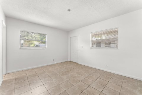 Appartement à louer à Fort Lauderdale, Floride: 2 chambres, 83.24 m2 № 2187561 - photo 6