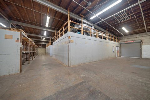 Immobilier commercial à vendre à Ocala, Floride: 2798.22 m2 № 2101174 - photo 9