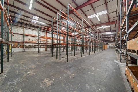 Immobilier commercial à vendre à Ocala, Floride: 2798.22 m2 № 2101174 - photo 8