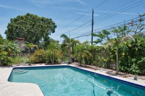 Villa ou maison à louer à Saint Petersburg, Floride: 3 chambres, 89.19 m2 № 1793807 - photo 9