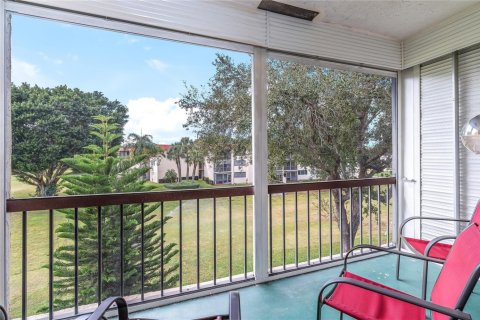 Condominio en venta en Pembroke Pines, Florida, 2 dormitorios, 108.7 m2 № 2256440 - foto 15