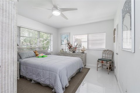 Condominio en venta en Pembroke Pines, Florida, 2 dormitorios, 108.7 m2 № 2256440 - foto 4