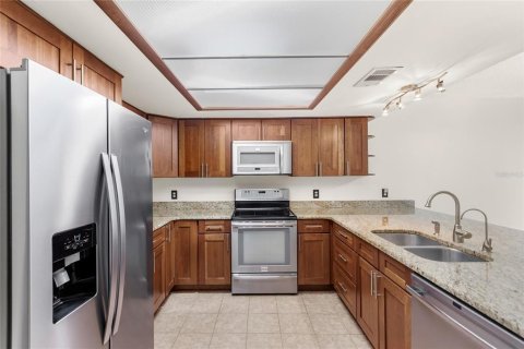 House in Orlando, Florida 2 bedrooms, 94.57 sq.m. № 1881161 - photo 7