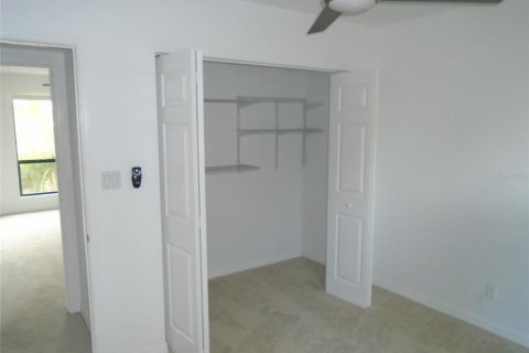 Adosado en venta en Sarasota, Florida, 3 dormitorios, 131.74 m2 № 2258278 - foto 12