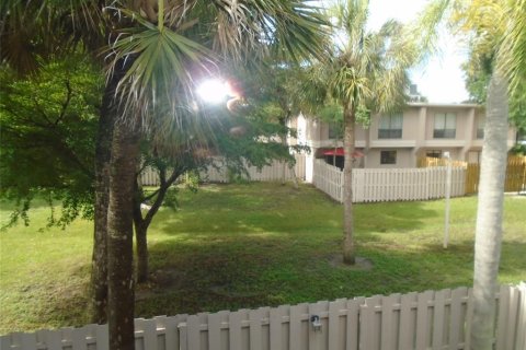 Adosado en venta en Sarasota, Florida, 3 dormitorios, 131.74 m2 № 2258278 - foto 15