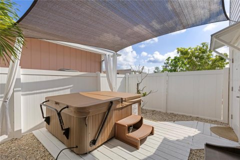 Immobilier commercial à vendre à Englewood, Floride: 285.4 m2 № 1687964 - photo 17