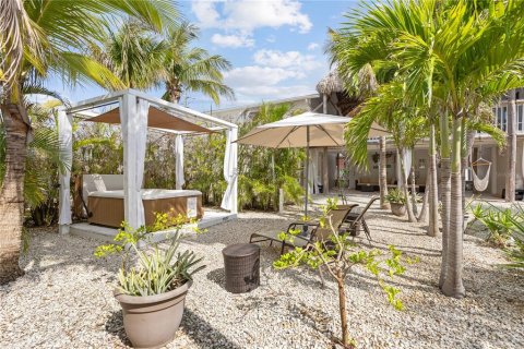 Immobilier commercial à vendre à Englewood, Floride: 285.4 m2 № 1687964 - photo 11