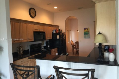 Touwnhouse à louer à Homestead, Floride: 3 chambres, 172.24 m2 № 2023982 - photo 6