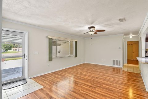 House in Summerfield, Florida 2 bedrooms, 184.13 sq.m. № 1827903 - photo 8