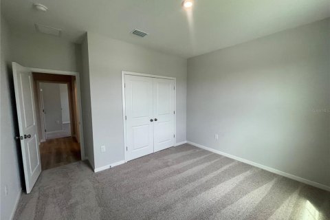 House in Palm Coast, Florida 3 bedrooms, 170.48 sq.m. № 1771743 - photo 7