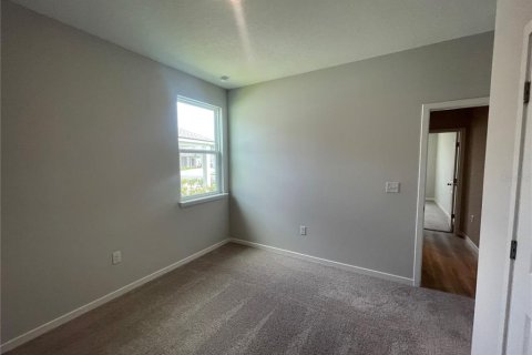 House in Palm Coast, Florida 3 bedrooms, 170.48 sq.m. № 1771743 - photo 10