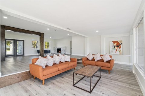 Villa ou maison à vendre à Orlando, Floride: 5 chambres, 407.75 m2 № 2125353 - photo 8