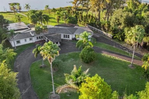 Casa en Orlando, Florida 5 dormitorios, 407.75 m2 № 2125353